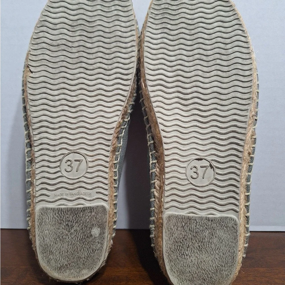 Steve Madden Gray Espadrilles with Fun Embroidery
